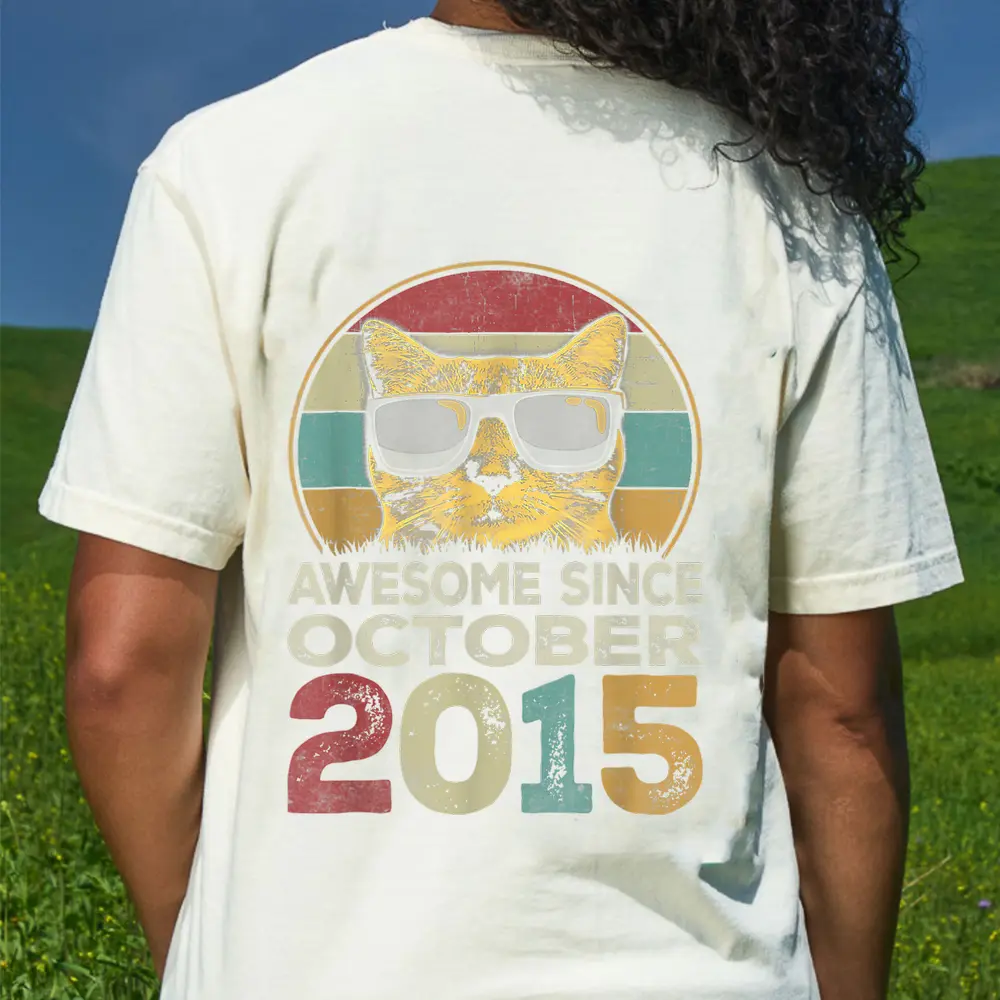 Awesome Since October 2015 7th Birthday Gifts Cat Lovers T-Shirt - Cream